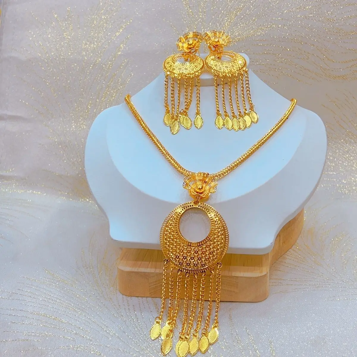 Новый комплект женских свадебных украшений из ожерелья и серег с золотым