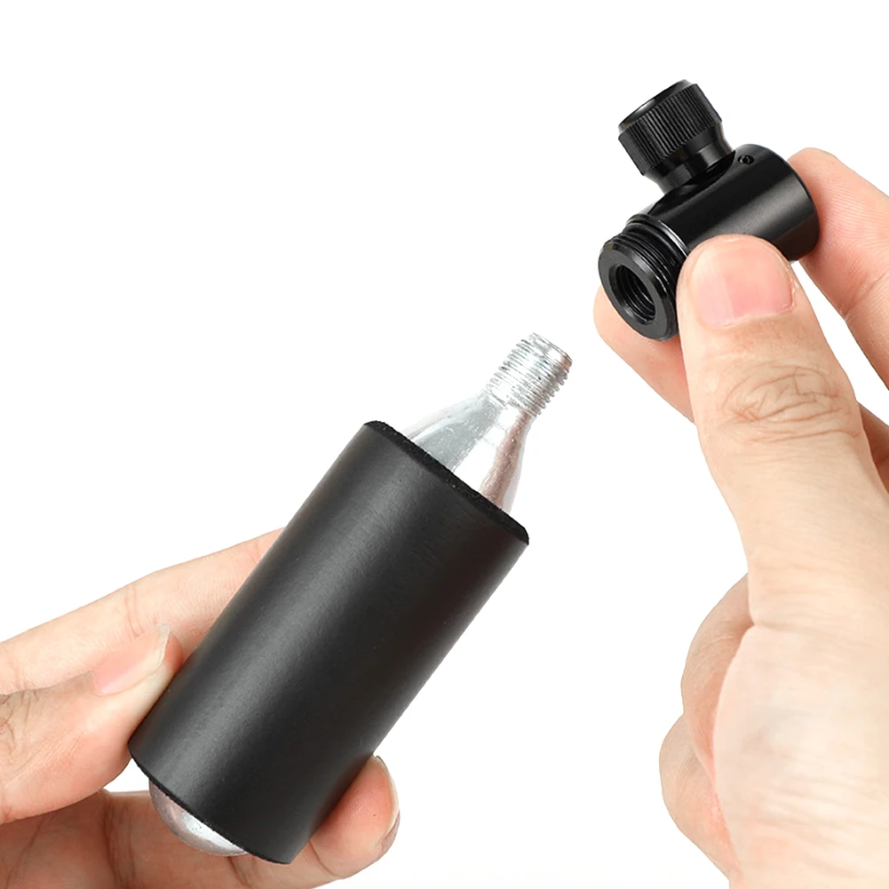 Велосипедный насос CO2 комплект для ремонта бескамерных шин с клапаном Schrader и Presta