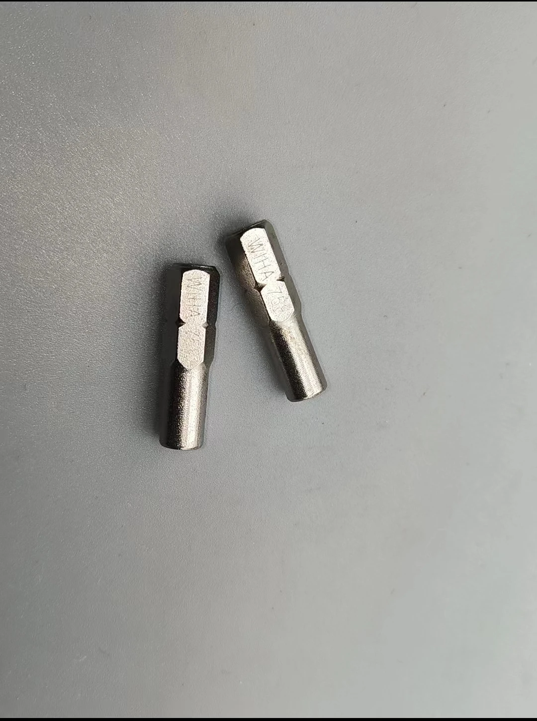 

Адаптер для гнезда с шестигранным углублением от 6,35 мм до 4 мм, 1 шт.