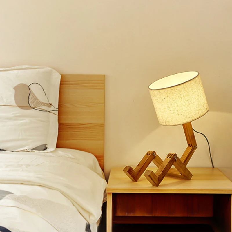 

Nordic Creative Solid Wood Robot Luminous Coffee Bar Hotel Bedroom Living Room Decorative Lighting Modern Minimalist Desk Lamp