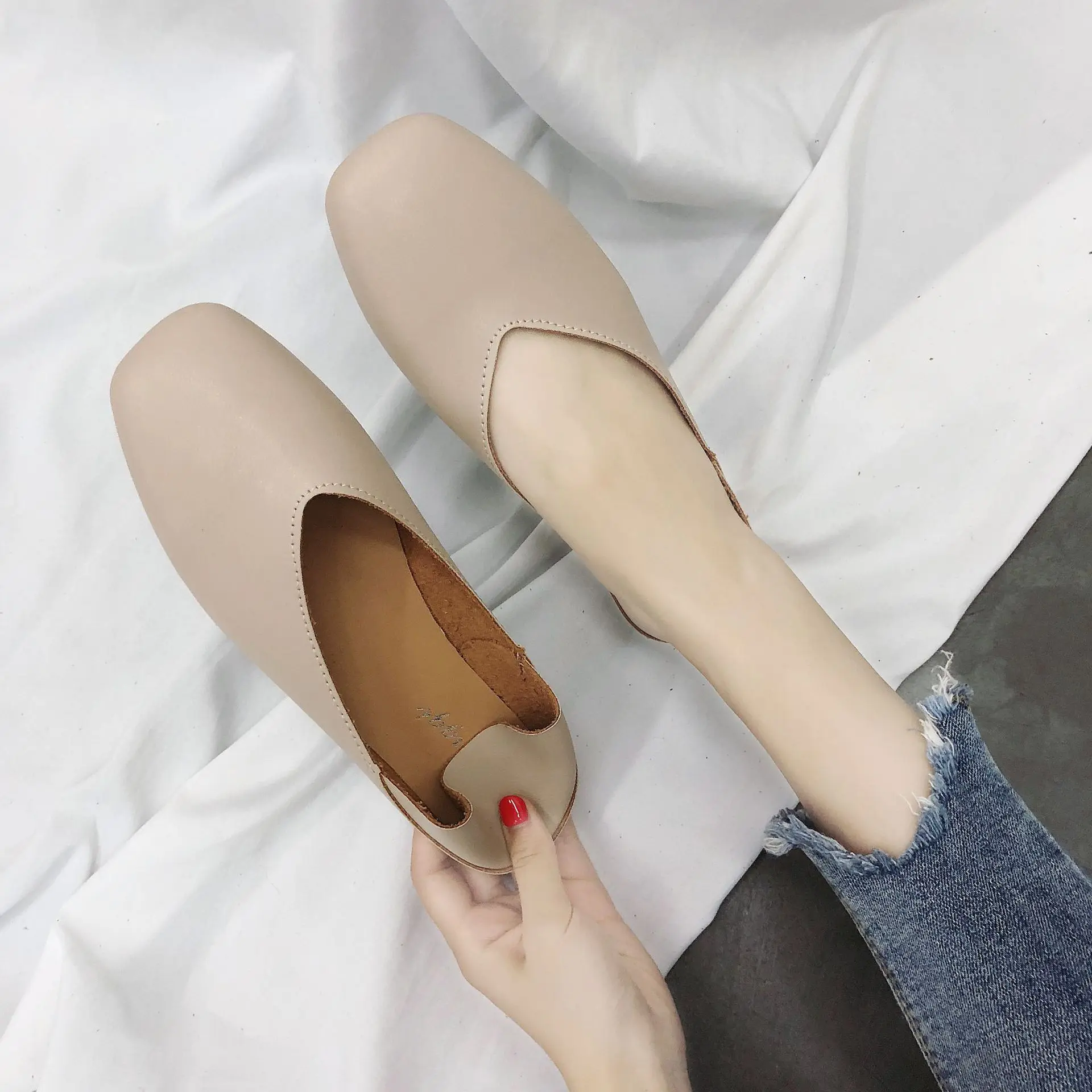 

Женские удобные и элегантные повседневные кроссовки, Модные слипоны с квадратным носком и открытым носком на плоской подошве, Новинка лета ...