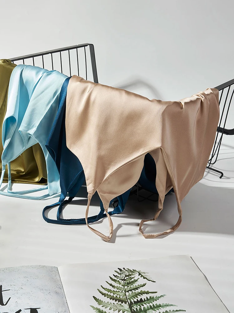 AOSSVIAO 2022 Spaghetti Strap Top Women Halter V Neck Basic White Cami Sleeveless Satin Silk Tank Tops Women'S Summer Camisole