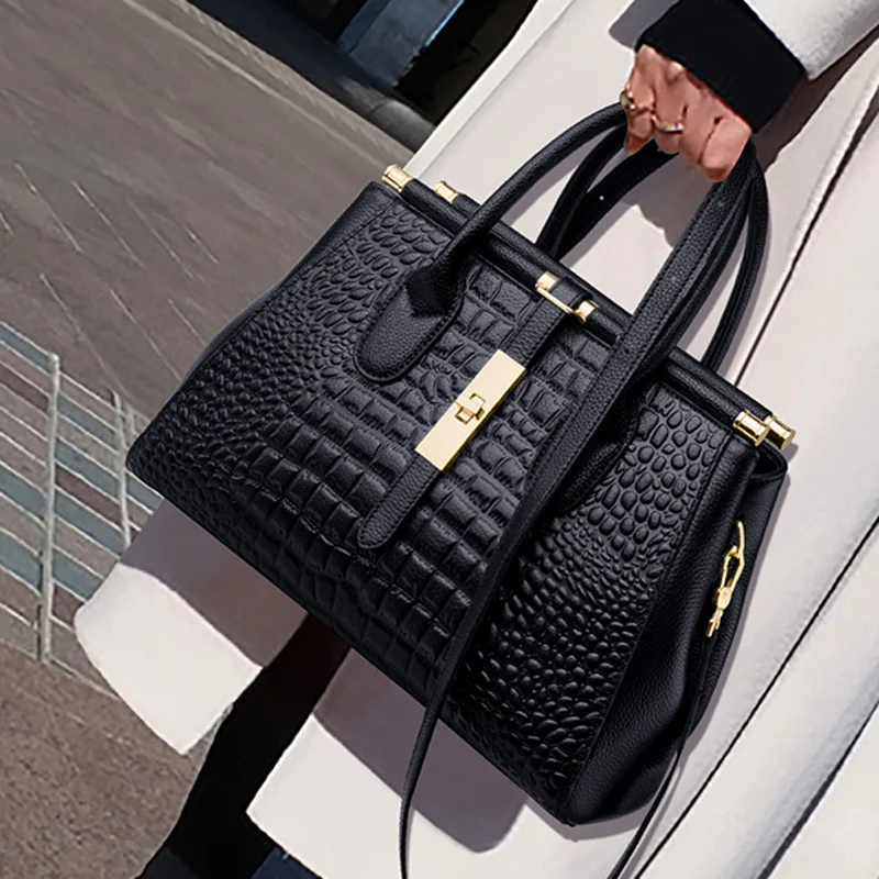 High quality light luxury2022 New head cowhide bag Women's all-round Real leather Women's bag Alligator-patterned cross Large