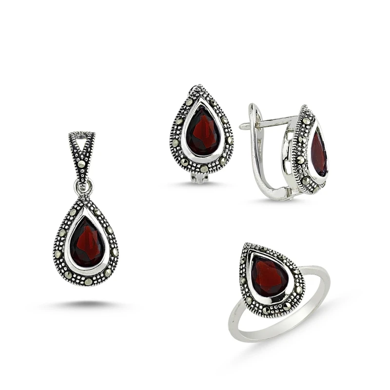 

Серебряные серьги и кольцо с подвеской 925 пробы Marcasite