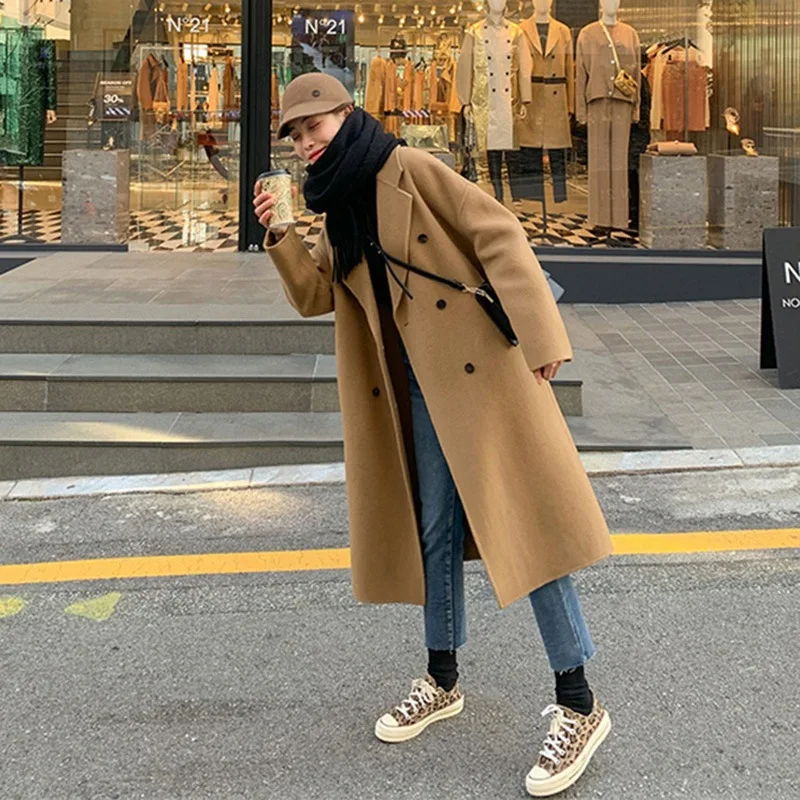 

Hepburn wind woolen coat women 2022 new autumn and winter Korean version of thick long woolen coat