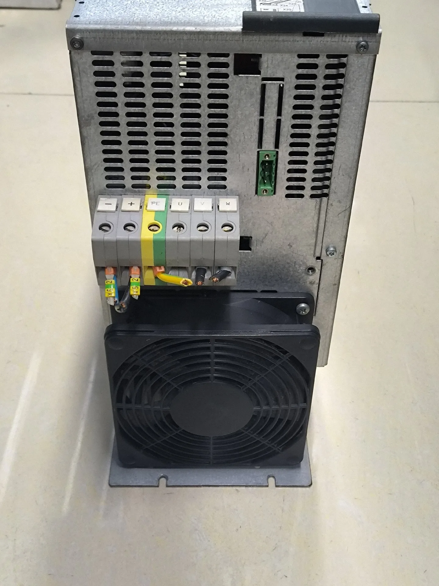 SAM-DA-400-28N-P1N-D сервопривод для Danaher