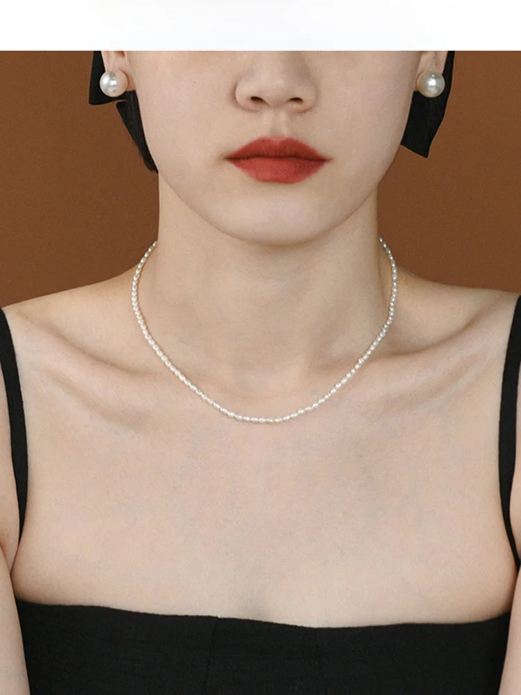 Nice 2024 New Natural water Pearl Necklace Light Luxury Choker Small Rice Beads Thin Chain High-Grade