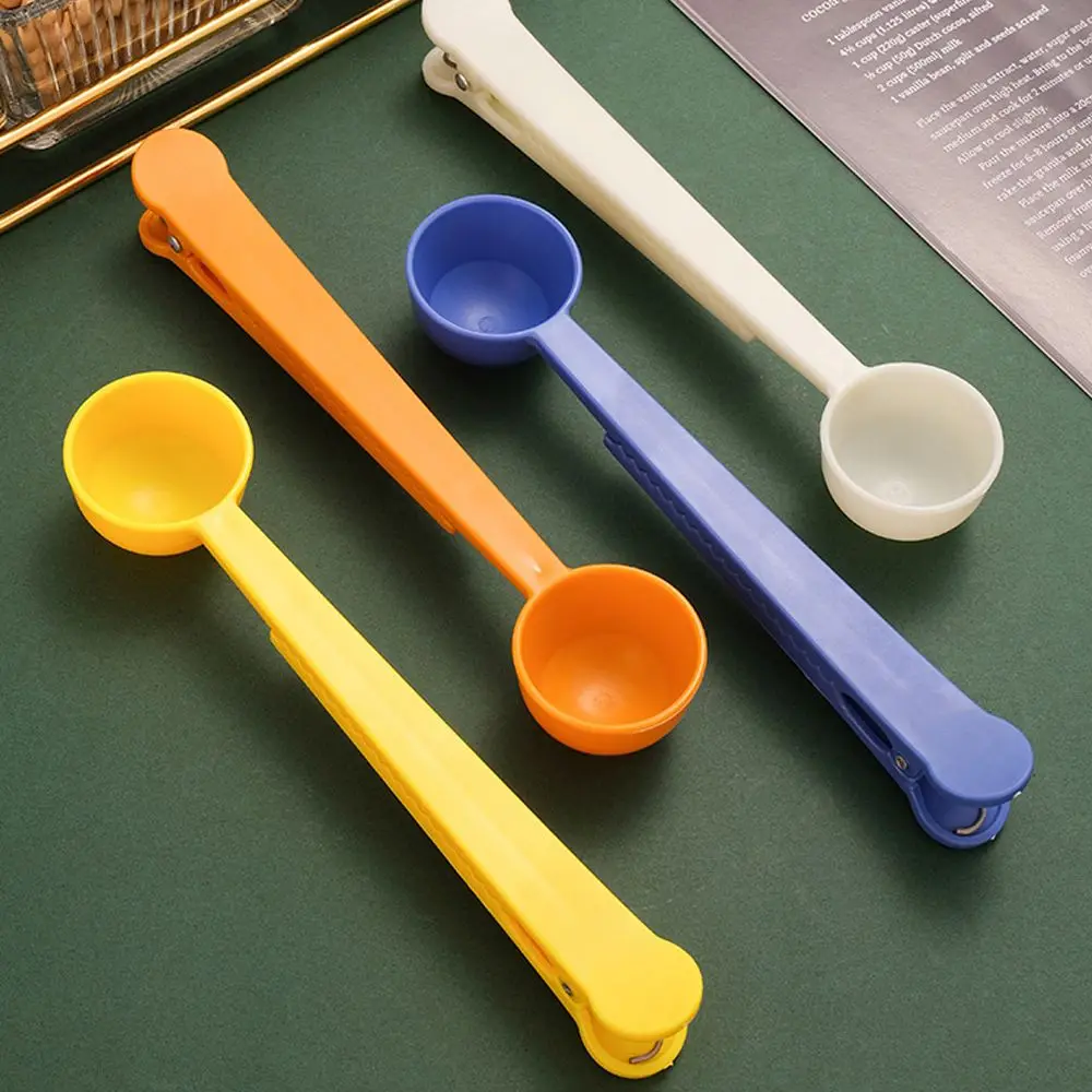 

1PC Multifunctional Coffee Measuring Spoon Plastic Sealing Clip with Long Handle Tea Milk Powder Sugar Sealing Clip Kitchen Tool