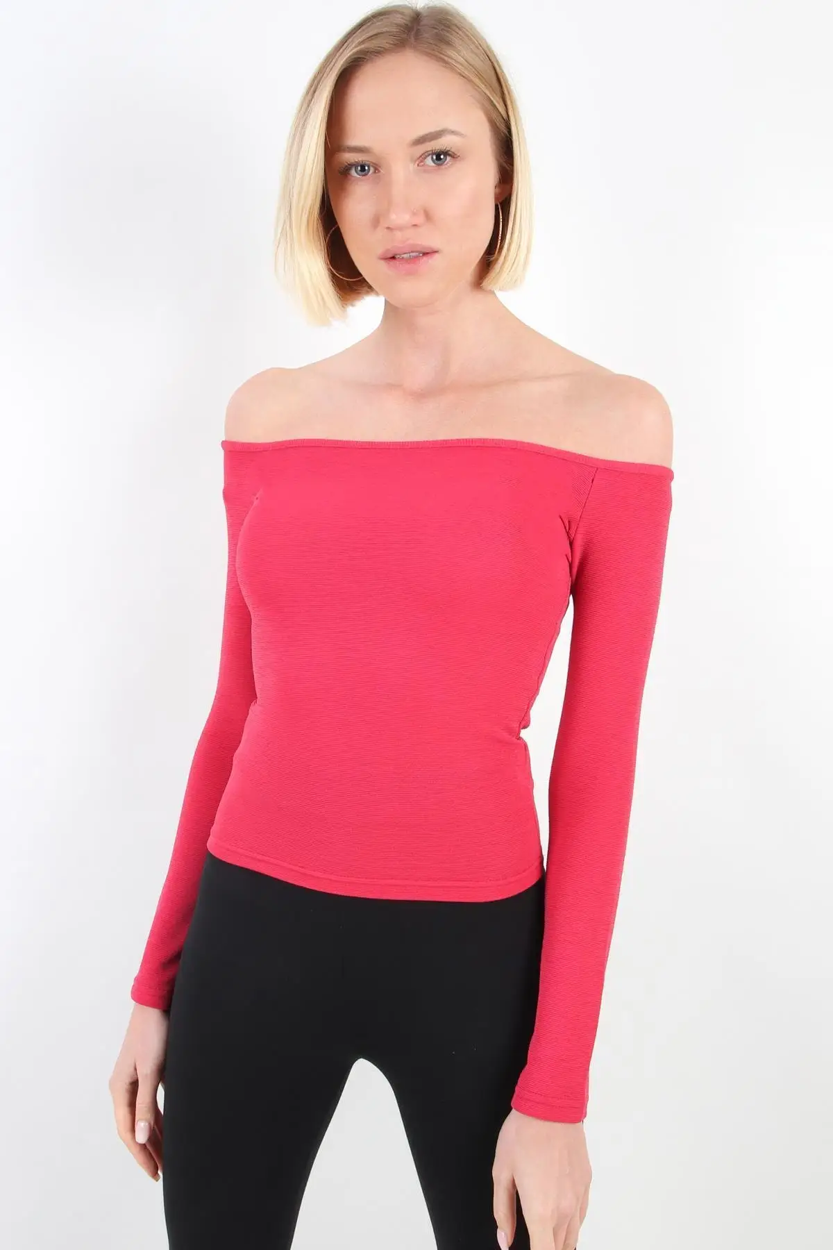 

Женское боди с воротником «Кармен»