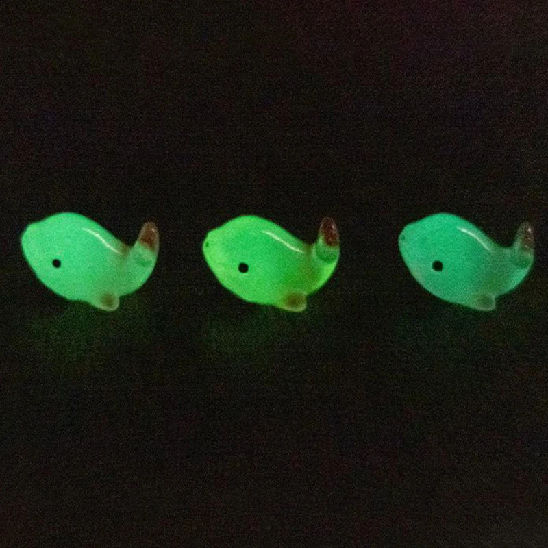 2 шт. модные имитация светящегося кита миниатюрные фигурки мультяшная милая