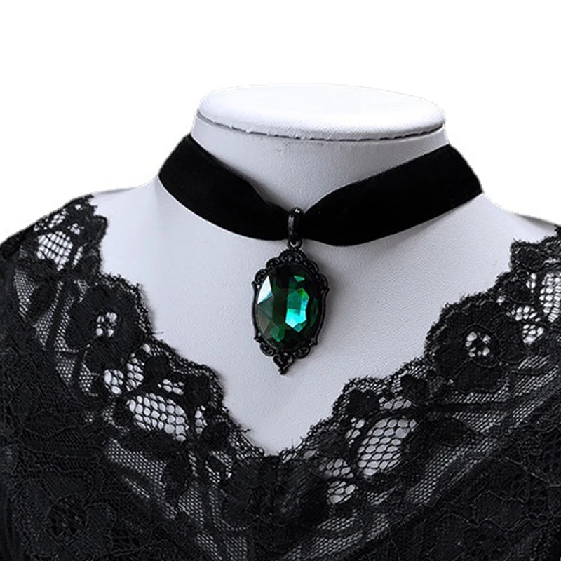 

Green Venom Cameo Choker For Women Girls Fashion Alternative Gothic Jewelry Accessories Vintage Velvet Necklace Gift For Her