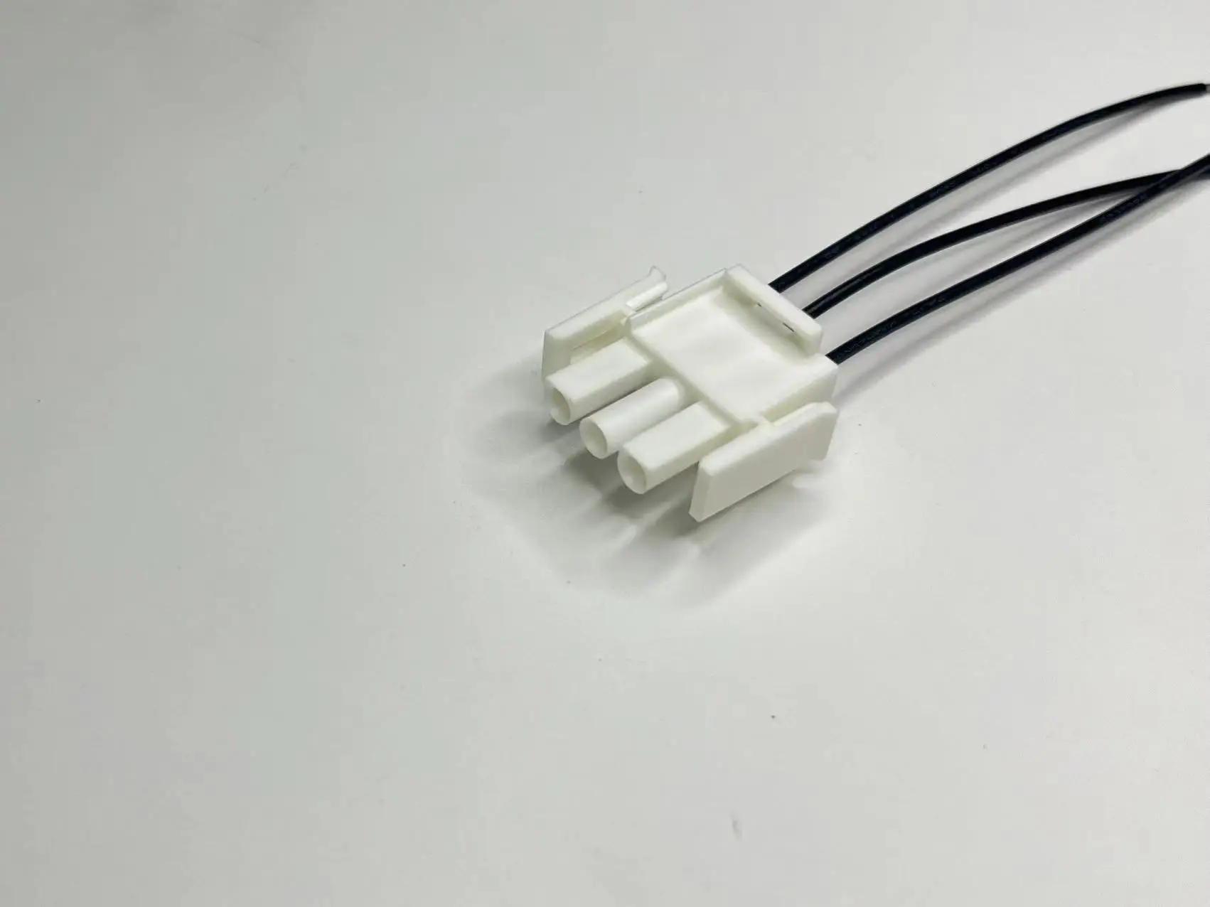 Кабель TE Universal Mate-N-Lok с разъемом 6 35 мм 350766-1 350570-3 3P на полке быстрая доставка