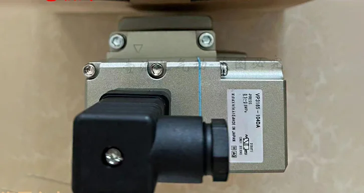 Электромагнитный клапан VP3185-205DA1-X81 напряжение 24 В постоянного тока для