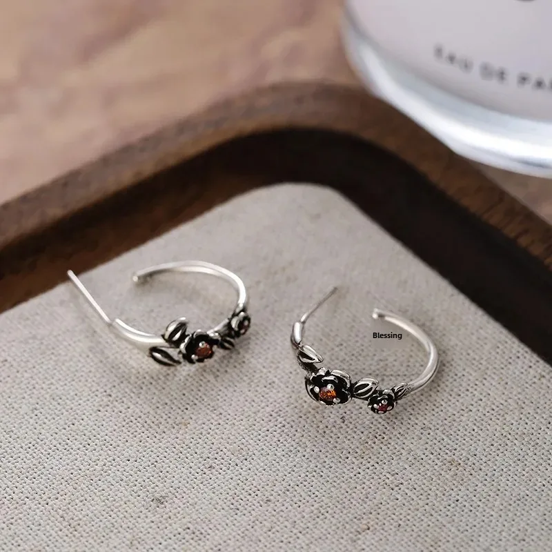 Женские серьги с 3D розами гибкие полукруглые в форме буквы C элегантные