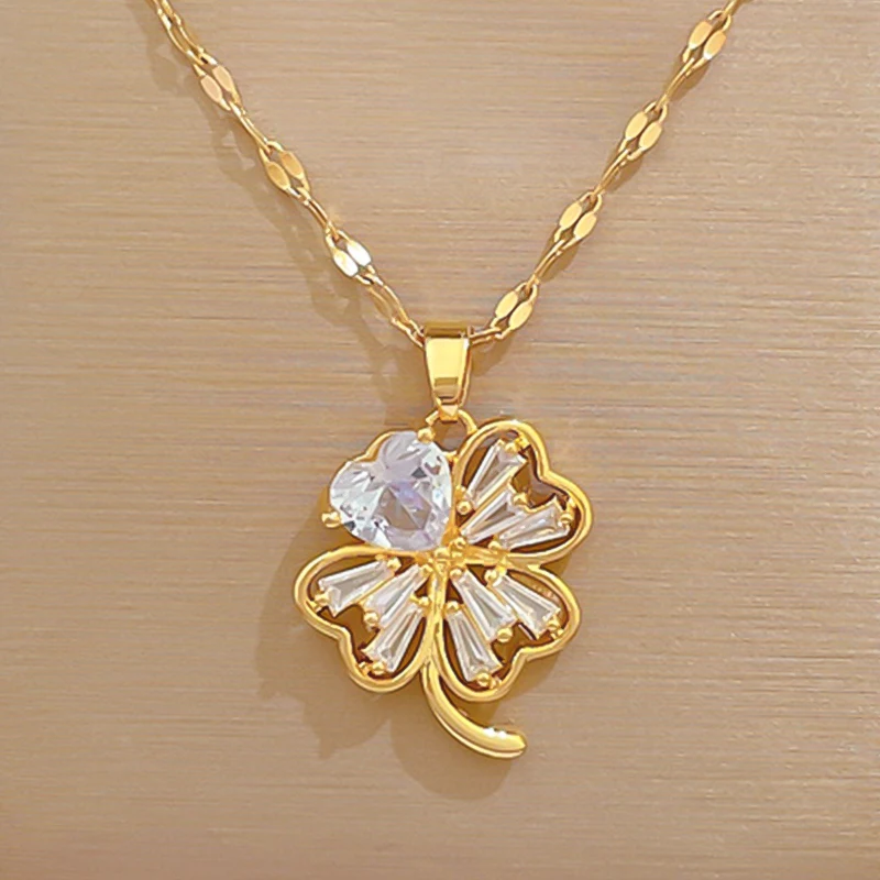 

Flowers Clover Necklace Jewelry for Women Trendy Pendant Fashion Stainless Steel Clavicle link Chain Personality Birthday Gift