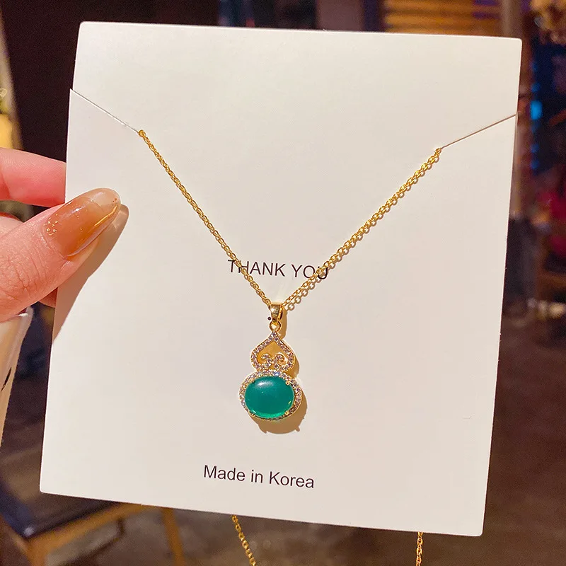 Ожерелье из титановой стали с зеленым драгоценным камнем женское дизайнерское