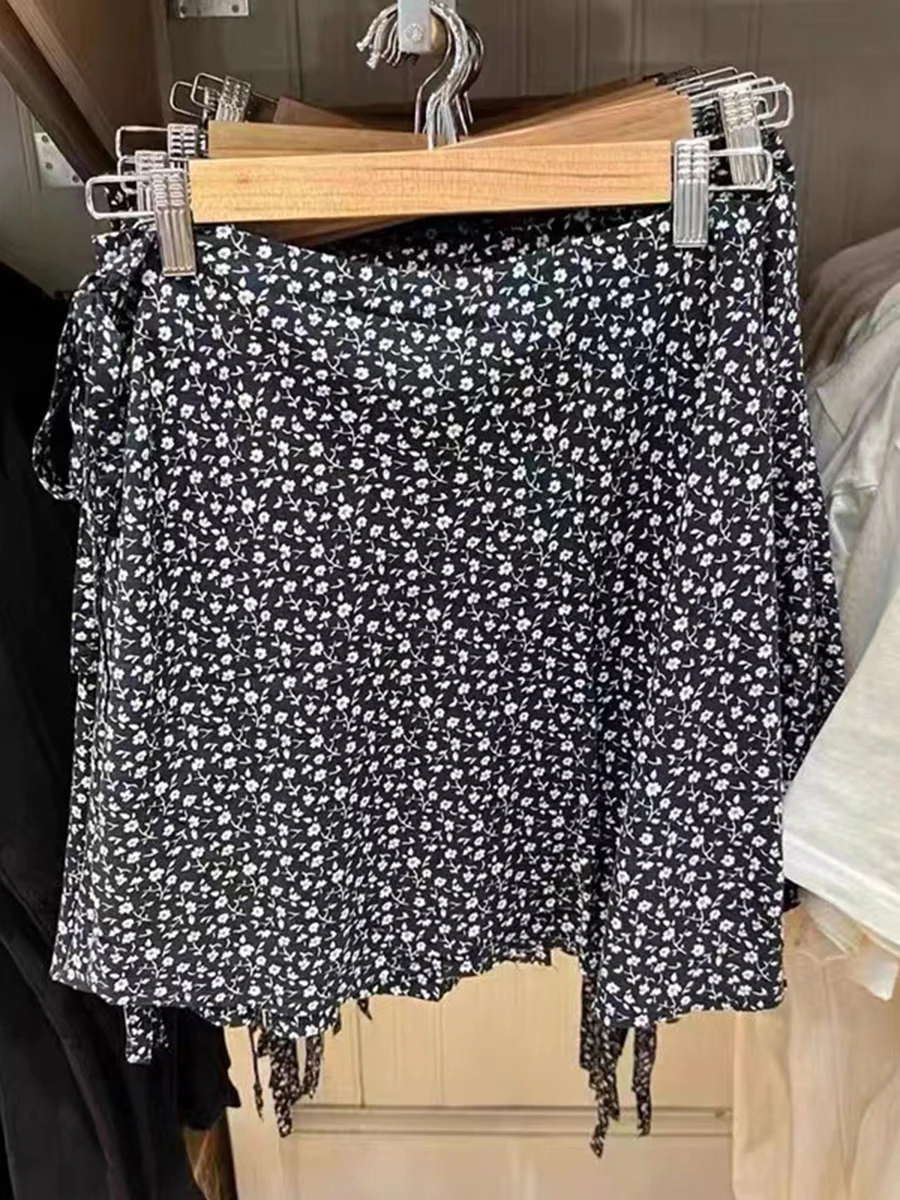 Мини-юбка женская трапециевидная с цветочным принтом Y2k