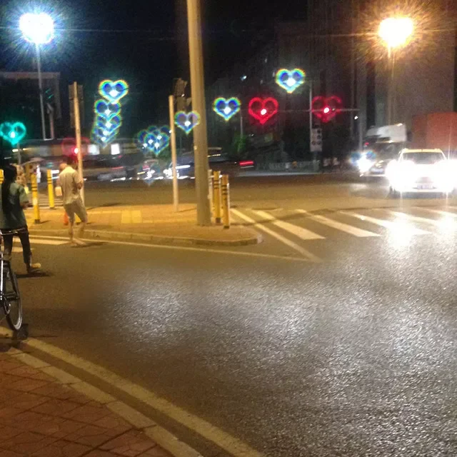 50pcs 3D Diffraction heart Rainbow Gratings Glasses White Paper Frame for Fireworks EDM Rave Laser wedding glasses |