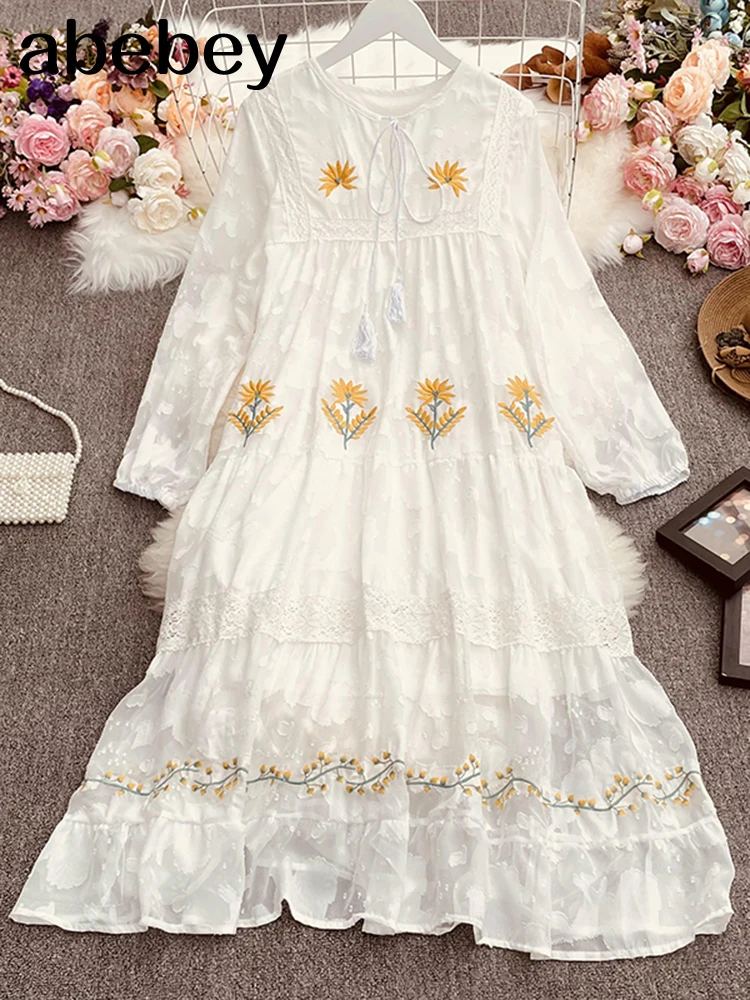

2022 New Spring Summer Women Bohemian V-neck lace up Dress Retro Embroidery Flower Long Sleeve Dress