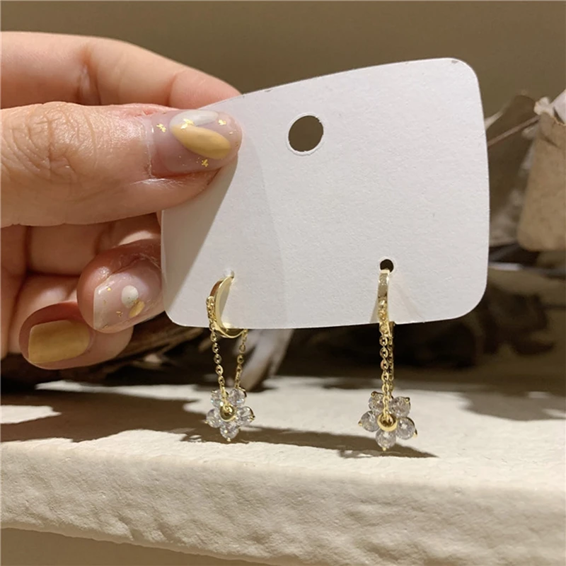 

Elegant Fashion Flower Shaped White Cubic Zirconia Drop Dangle Earrings For Women Banquet Party Jewelry