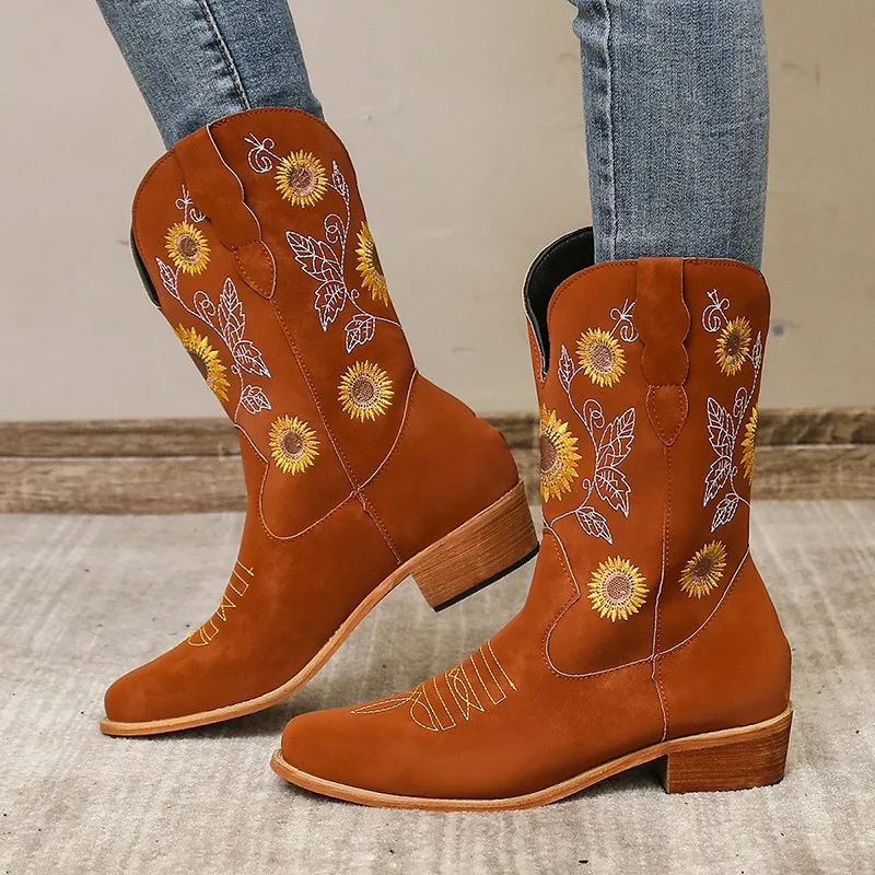 

2022Autumn and Winter Large Size Fashion Mid-tube Women'sBoots Thick Heel Round Toe Embroidered Ethnic Style Casual Knight Boots