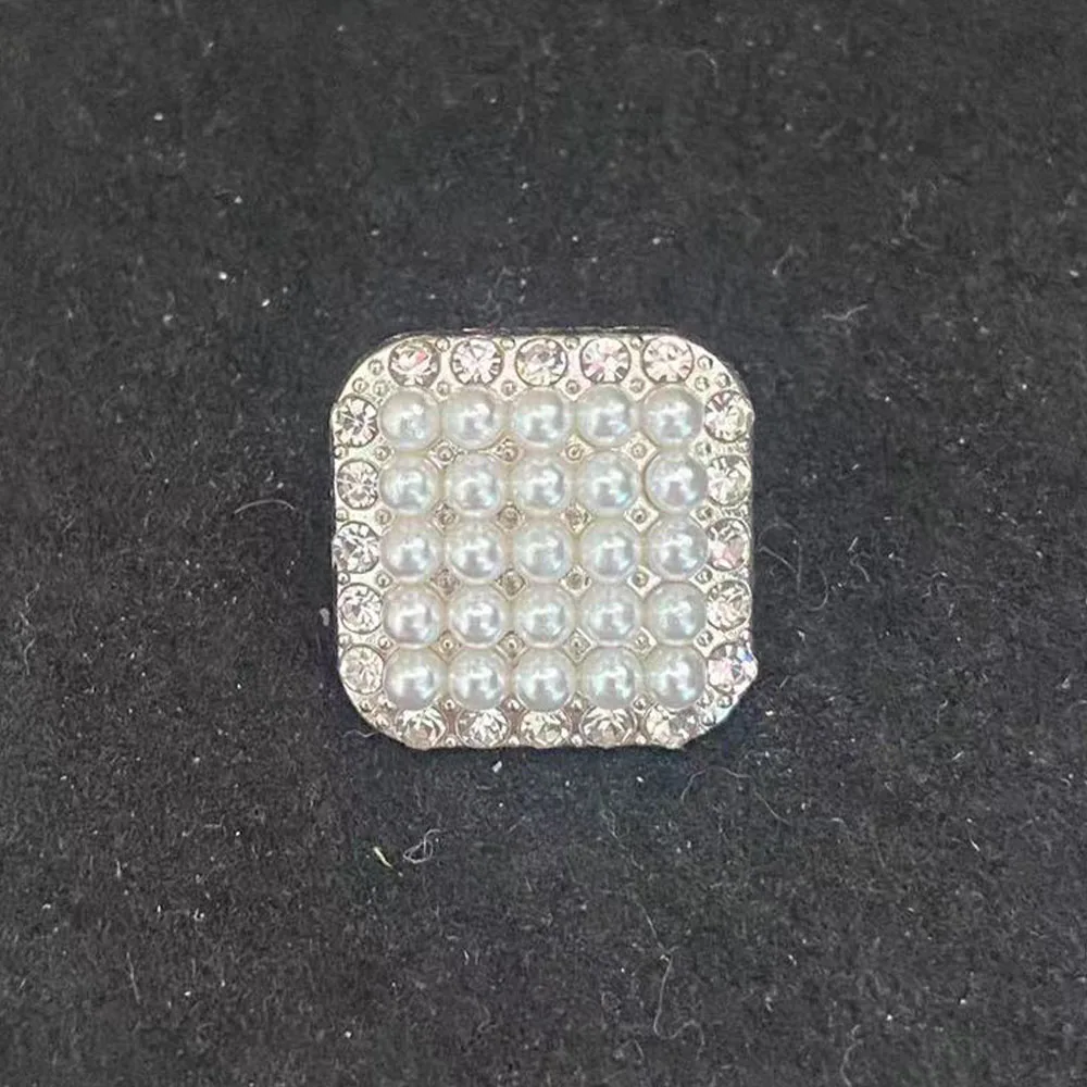 

NICEDO 10PCS 16mm Flower Square Shape Crystal/Rhinestone Pearl Shank Button Sewing Gold Alloy DIY Wedding Dress Accessories