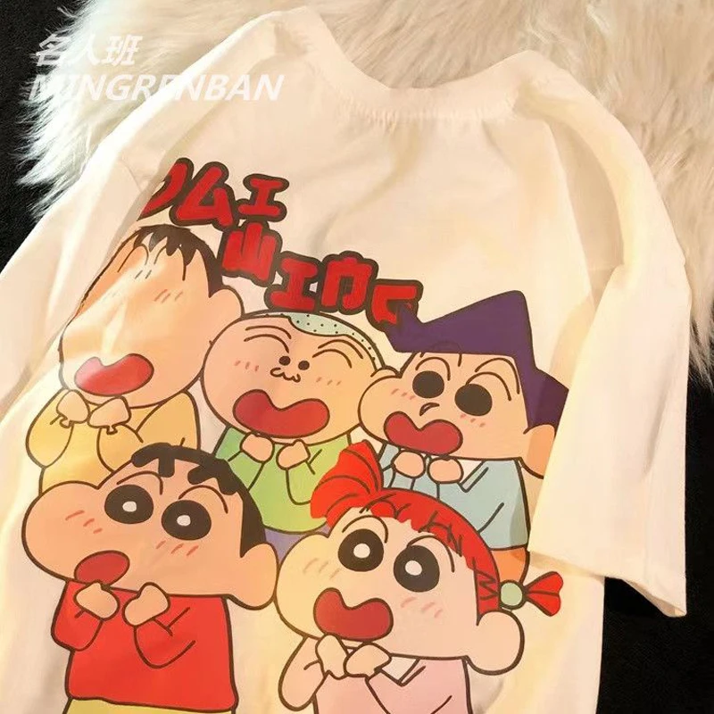 

2023 Милая хлопковая Футболка Crayon Shinchan с мультяшным рисунком с коротким рукавом, новинка, большие размеры, мужские и женские летние аниме трендовые топы для пар