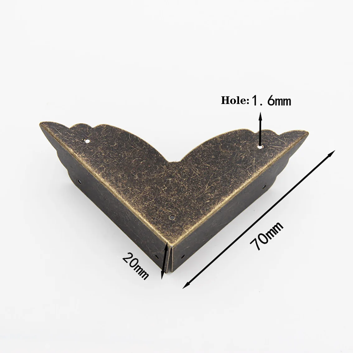 

Металлические угловые защитные накладки 70 мм