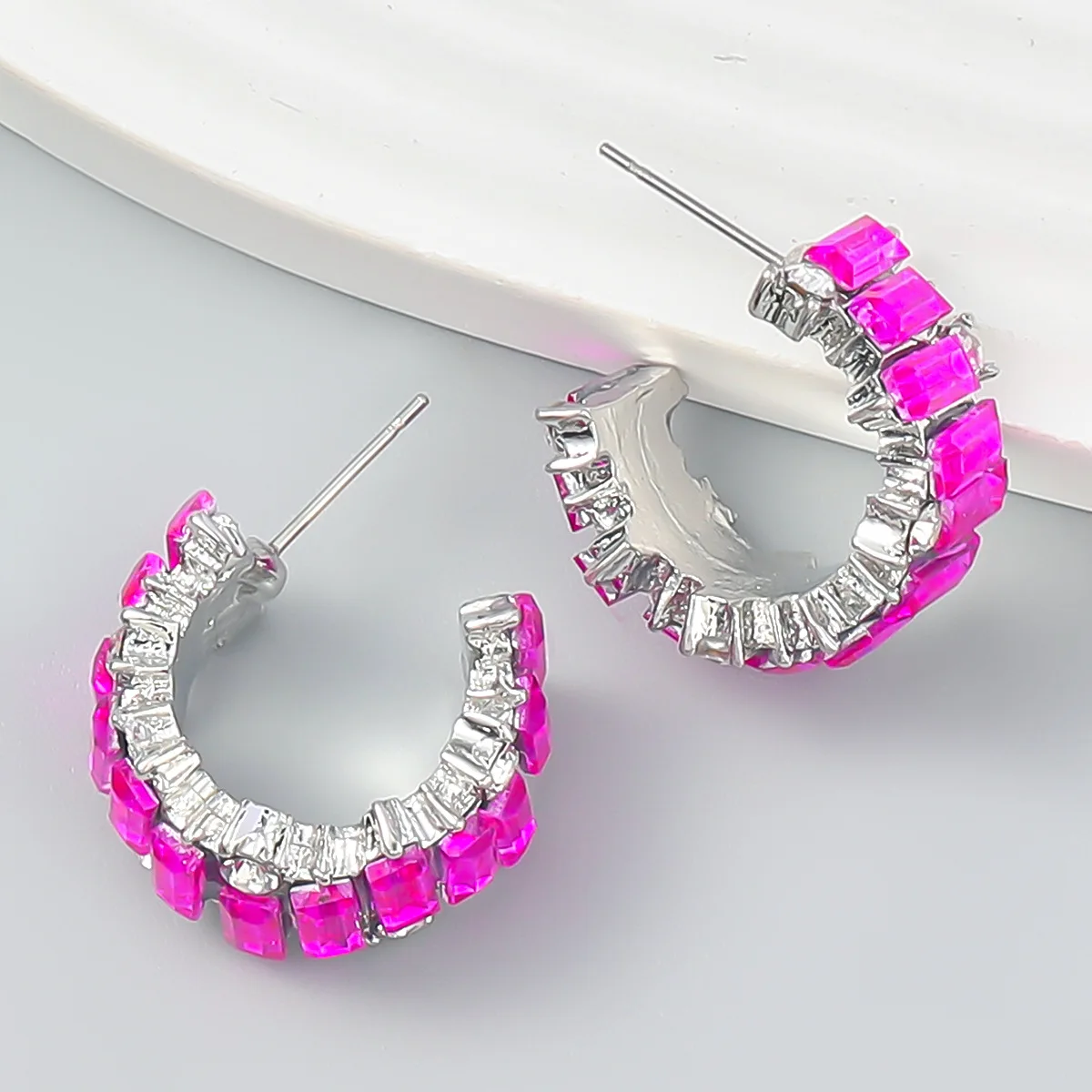 

New Korean Metal Fuchsia Studs Earring For Women Trendy Crystal C Shaped Earrings Shiny Zircon Geometric Statement Jewelry
