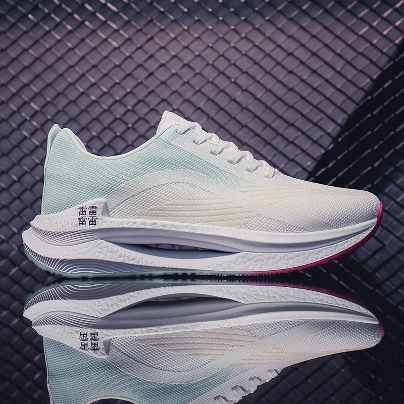 

Sneaker comfortable autumn winter new light breathable running shoes soft sole wear-resistant shoes for men and women