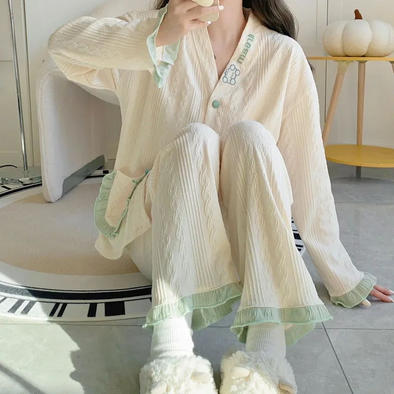 

2023 Autumn New Women Cotton Pajamas Loose-Fitting Large Size Thin V-neck Nightclothes Two-Piece Fashion Casual Wear Homewear