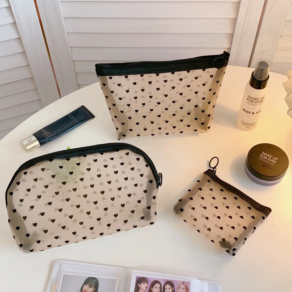 

Large-capacity Wash Bag Portable Carry-on Cosmetic Storage Bag Cosmetic Bags Case Cute Zipper Black Heart Printed Storage Bag