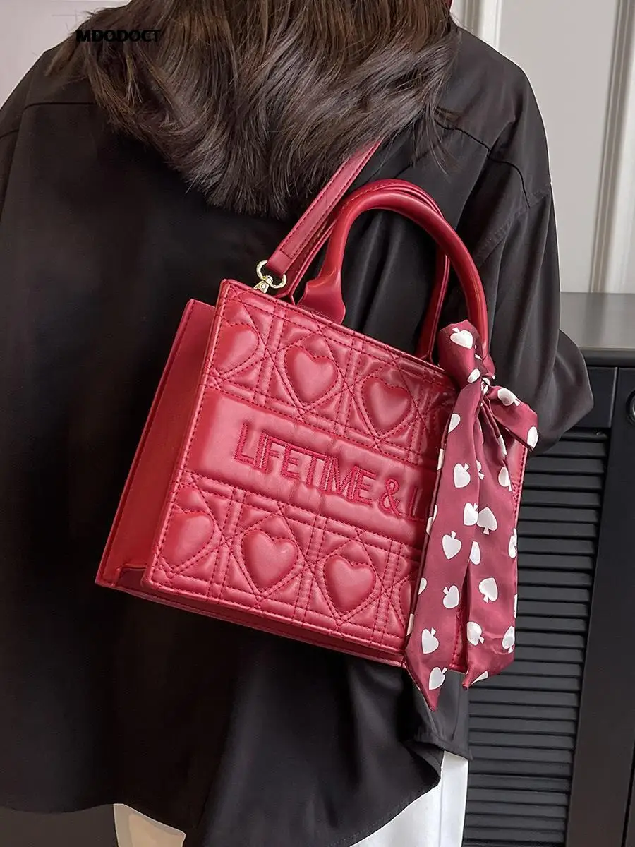 

Red Utility Crossbody Bag Luxury Design Tote Bags For Women Personalizedred Cute Fashion Shoulder 2023 New Purse Handbags Bow