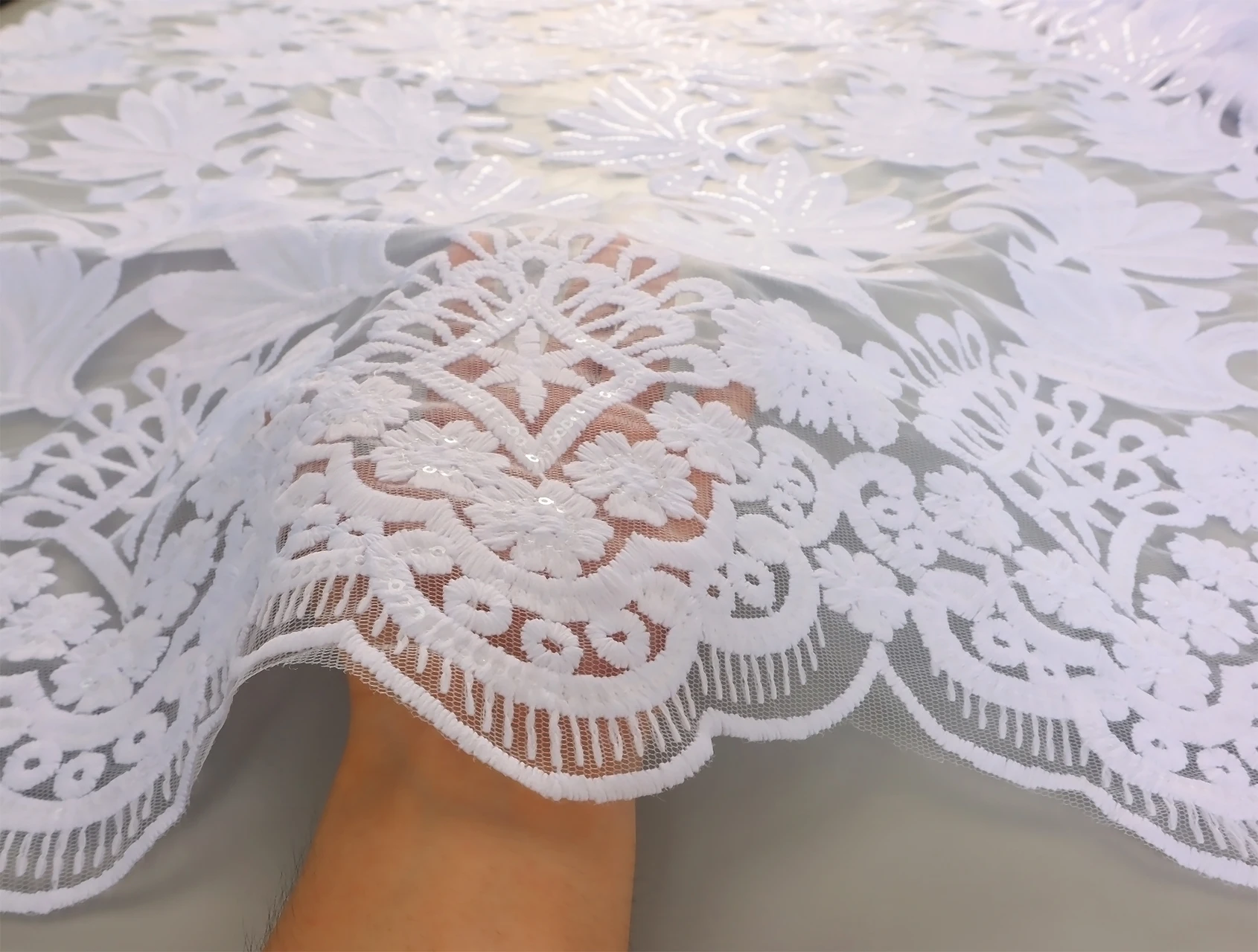 Современное африканское молочное шелковое кружево с вышивкой блестками модное