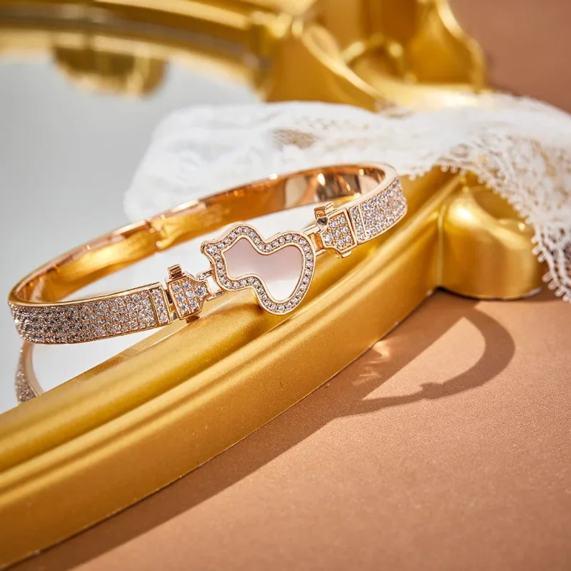 Бесплатная доставкаНовый высококачественный браслет из белой ракушки и тыквы 1:1