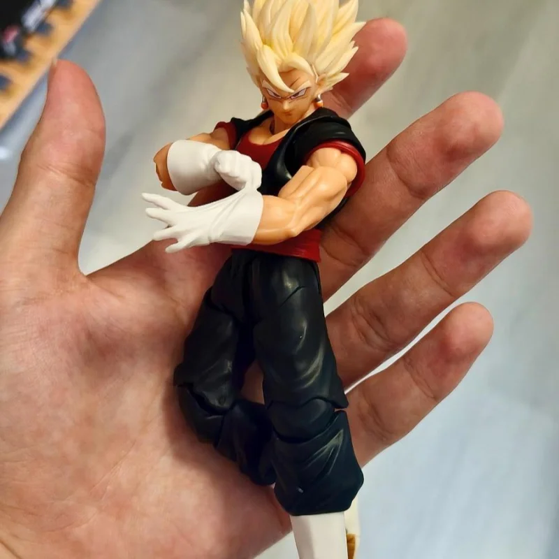 Фото Горячая новинка: Фигурка Vegetto из Dragon Ball Z от Ygmw Studio, еженедельная цветовая версия, масштаб 1/12, аниме-модель, подарок на день рождения, игрушка №4