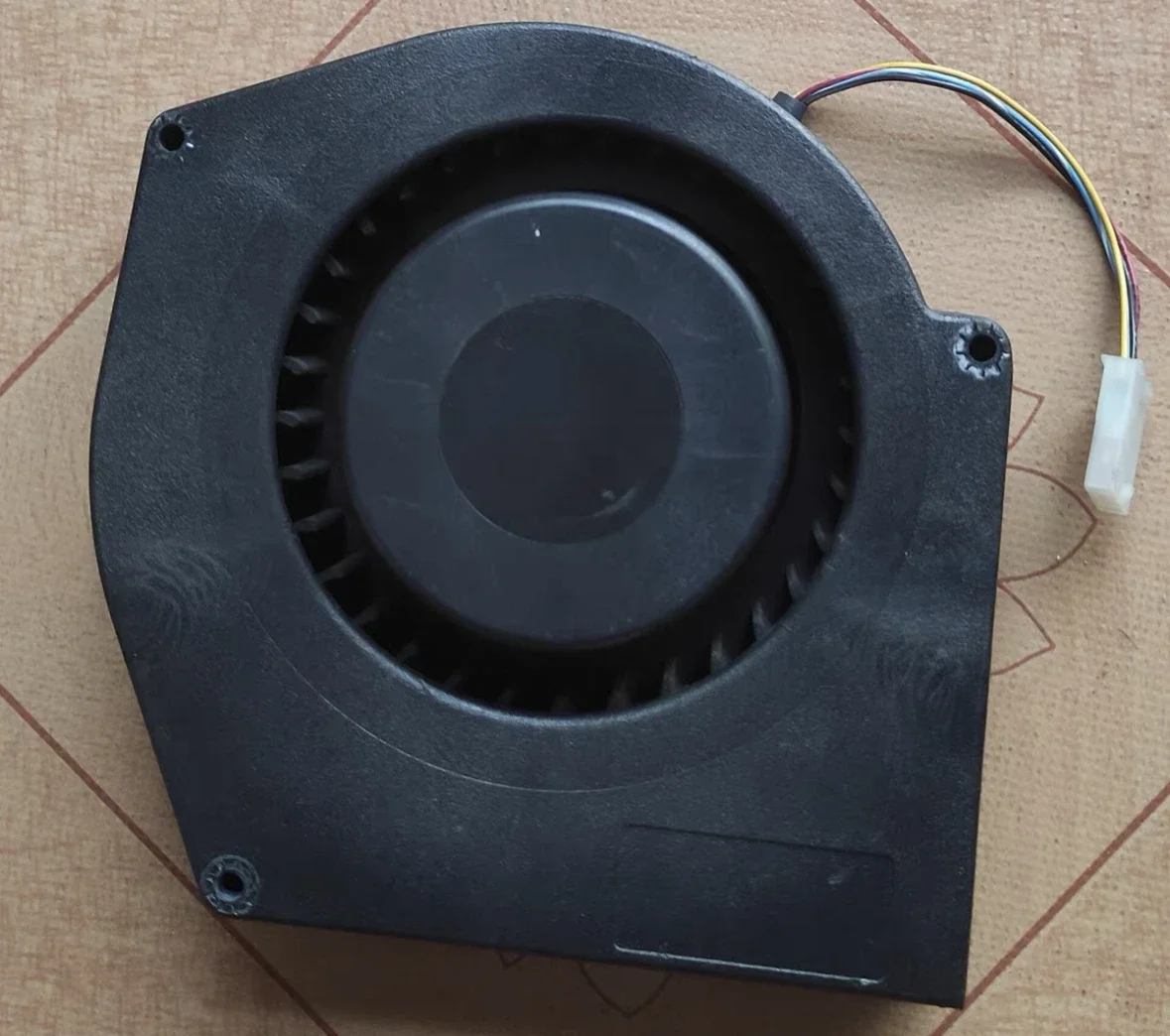 Центробежный вентилятор б/у SPD36R5 36В