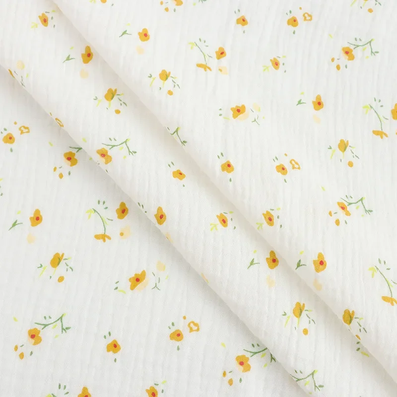 Двухслойный креп с принтом маленькая ткань желтым цветочным детское слюнявное