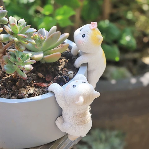 Смоляные фигурки кошек для цветов