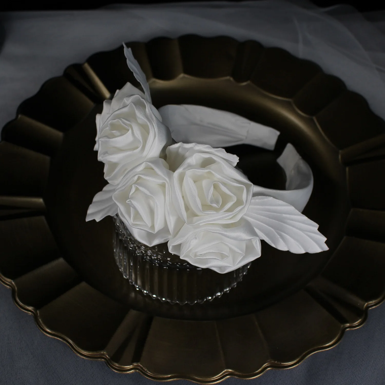 

French bride Satin Wedding manor rose flower hair hoop headdress white large roll Rose Hair Ornament