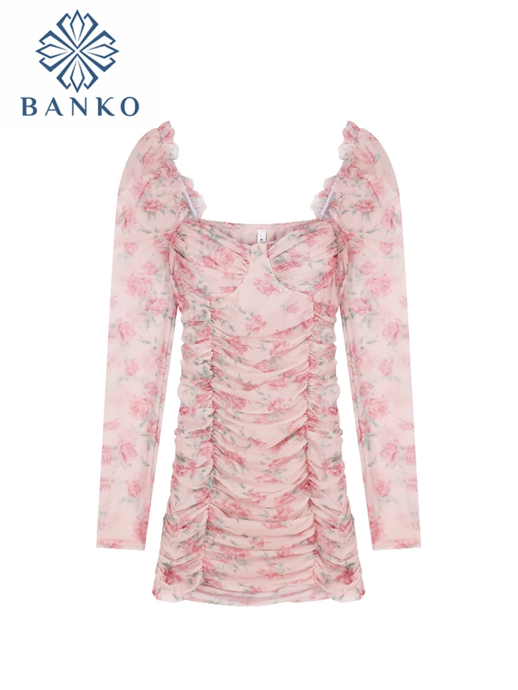 

Женское мини-платье с цветочным принтом, открытой спиной и открытыми плечами