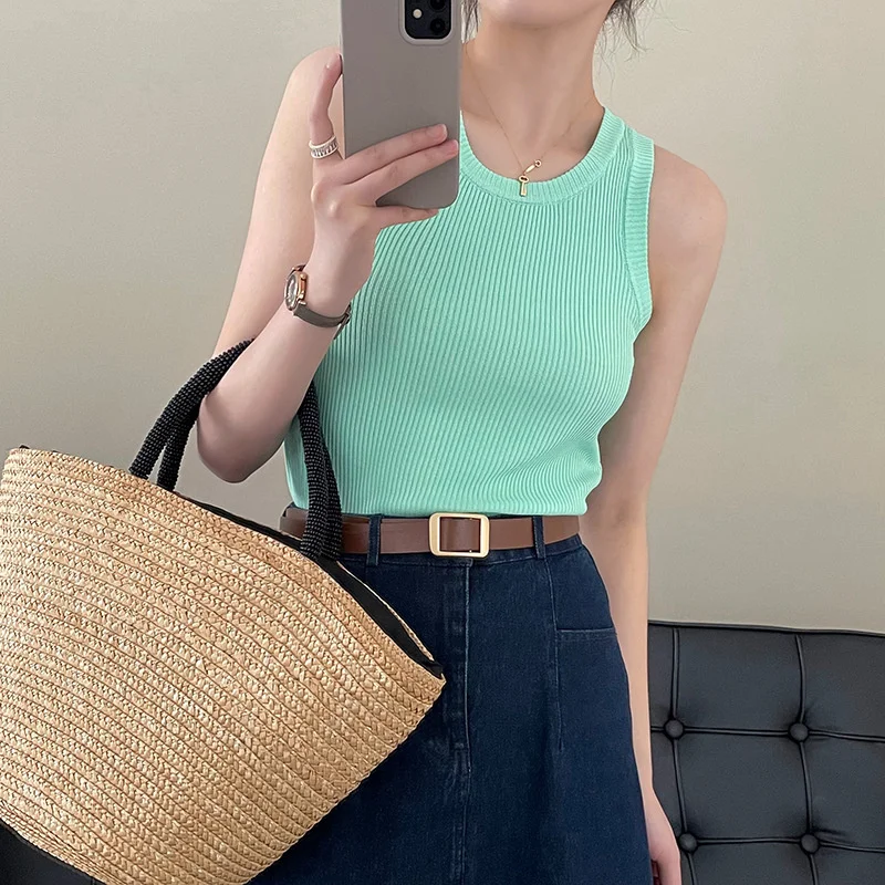 

2022 Summer Women Knitted Tank Tops O Neck Sleeveless Elastic Slim Basic Tops Solid Vest For Women Tops Light Green