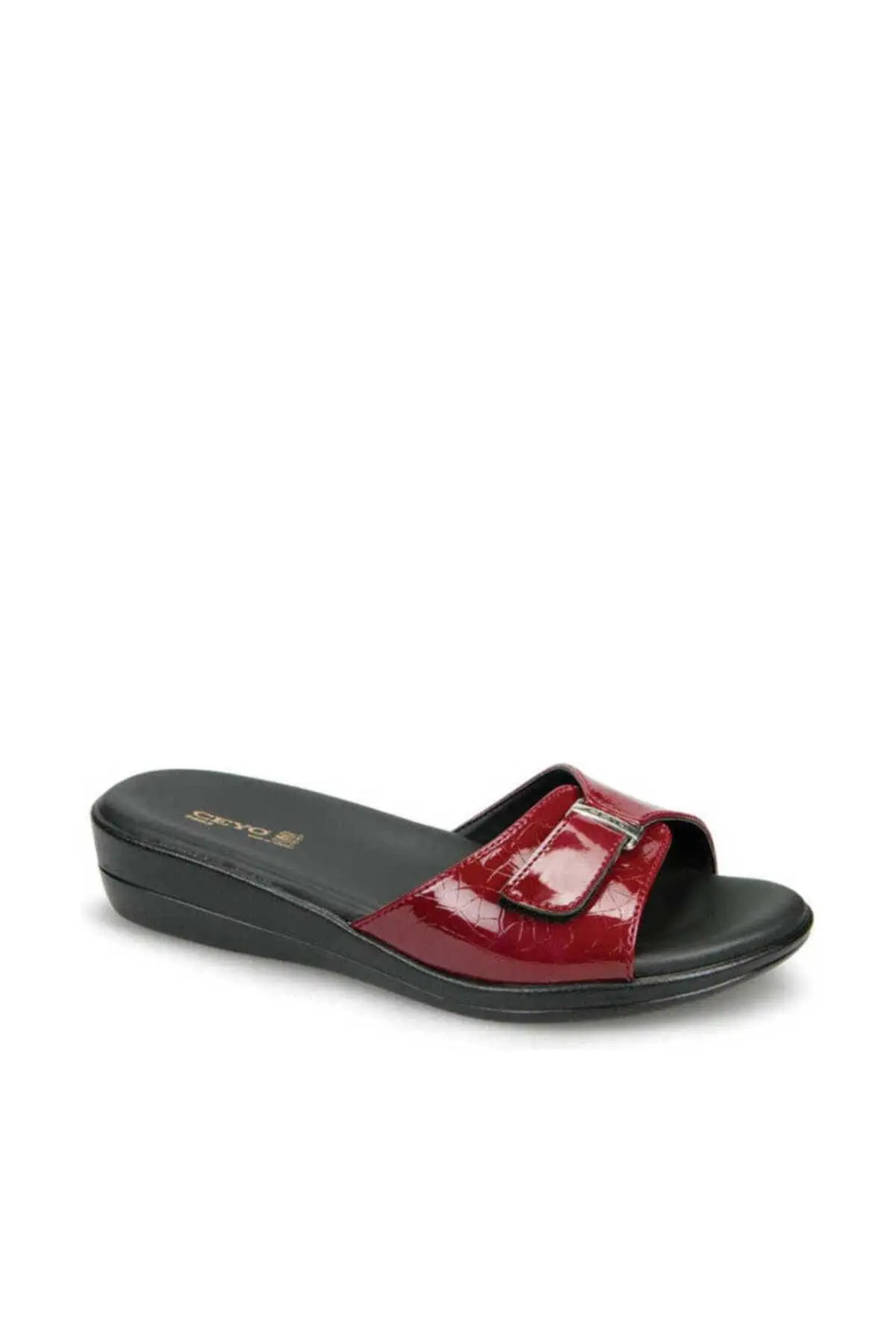 

Female Maroon Japanned Leather Slippers 9863-4