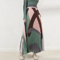 summer 2022 new chiffon loose printed stitching green long skirt pleated skirt womens high waist temperament commuter skirt
