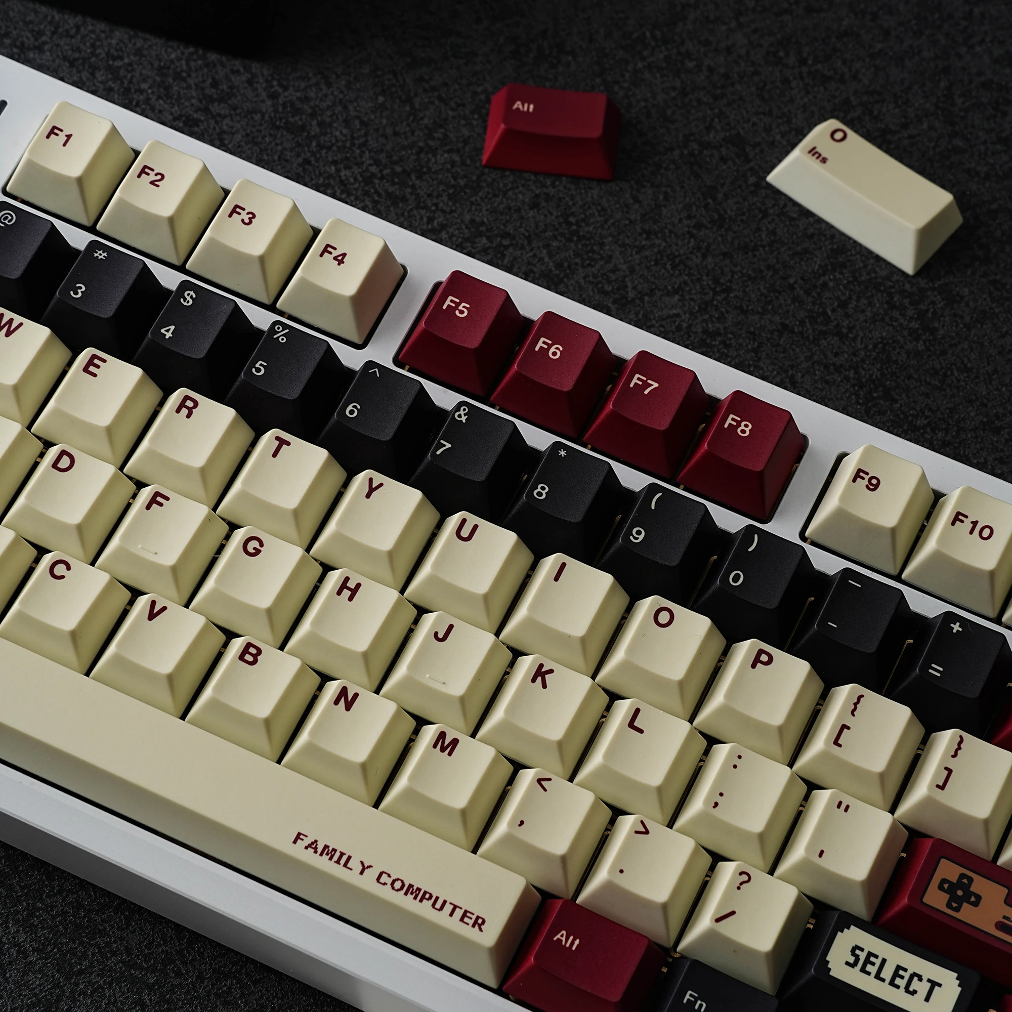 Фото Клавиши Cherry Retro NES с сублимационной печатью (немецкий, корейский, испанский, арабский, французский, русский, британский, ABNT-2) для механических клавиатур №4