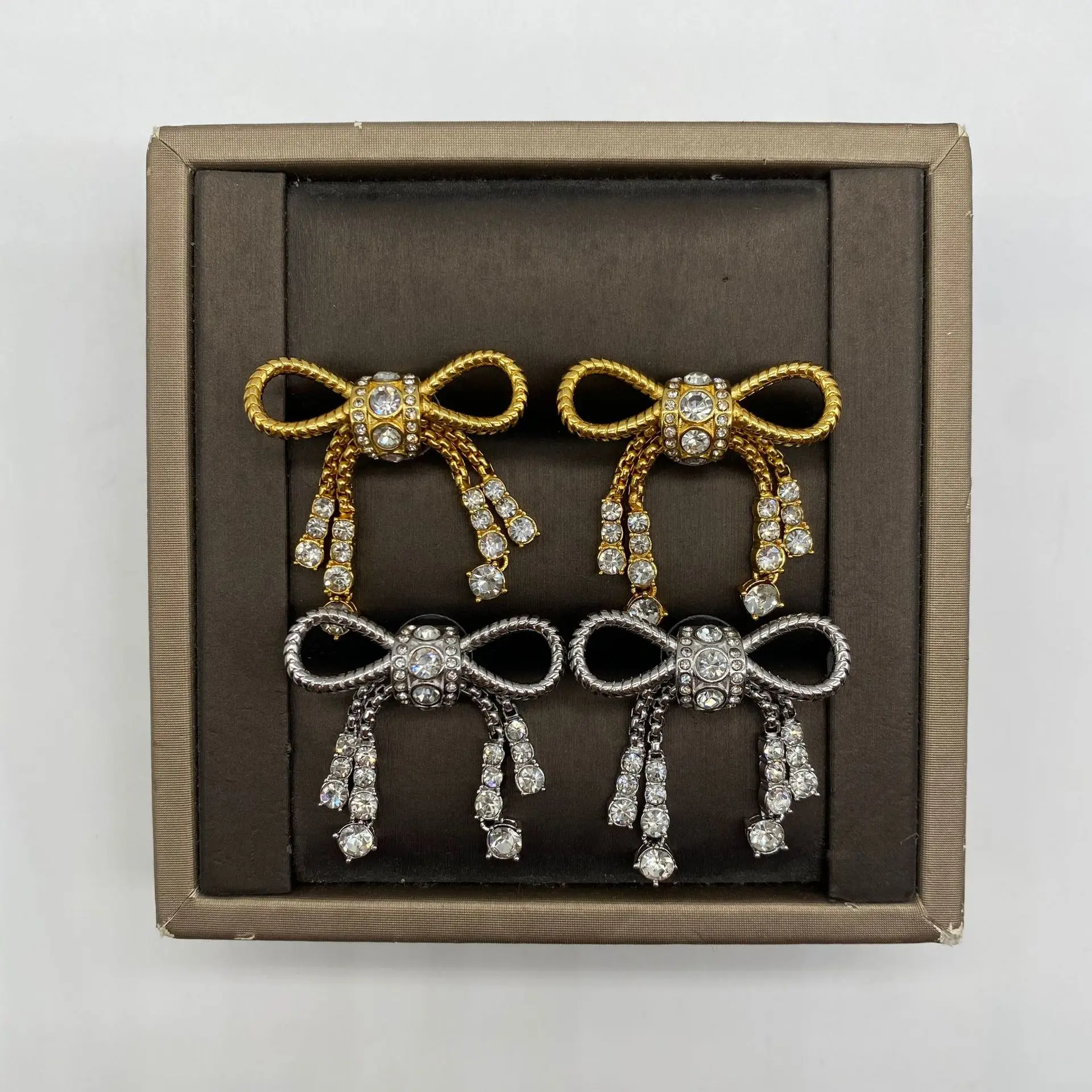 

Trend Designer Crystal Bow Gold Luxury Earrings Women Top Quality Boutique Famous Brand Fancy Jewelry