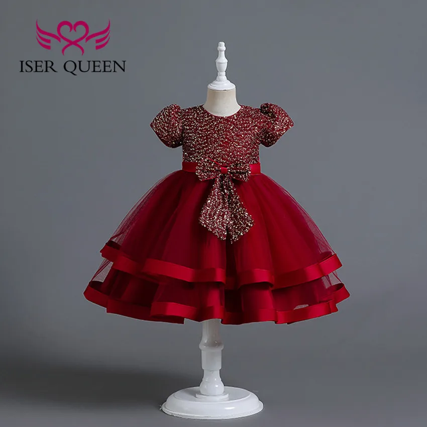 

Женское платье с коротким рукавом, блестками и бисером