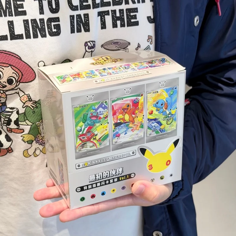 Фото Горячая распродажа: Оригинальный китайский набор карт Pokémon PTCG First Partner Sir Set к 30-летию — коллекционные карты, подарки на день рождения №1