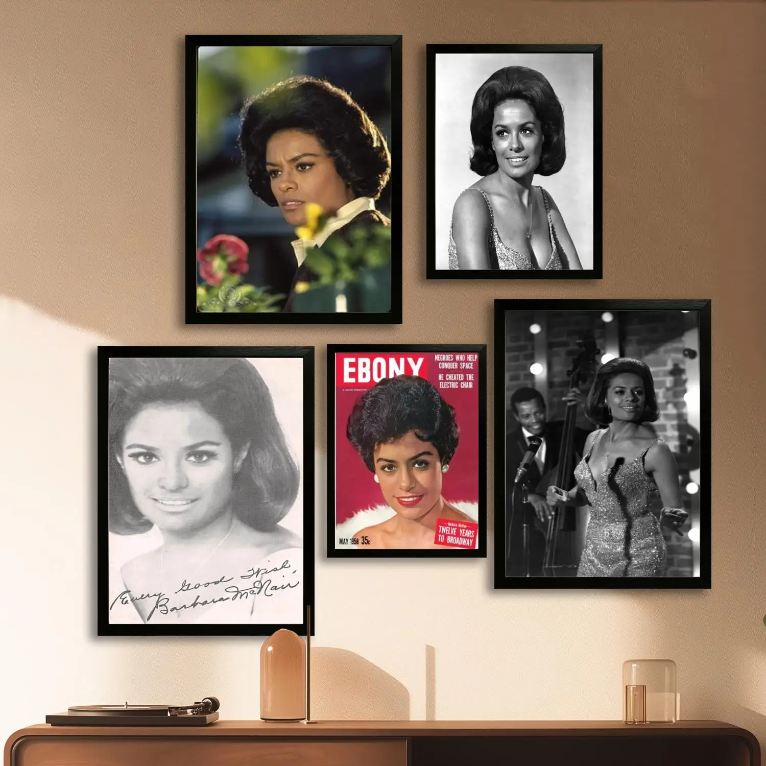 Печать на холсте &quotСовременная семья&quot Barbara McNair