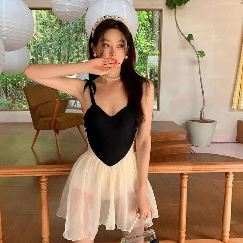 

Женский сплошной купальник, соблазнительный слитный купальный костюм с вуалью черного и белого цвета в стиле пэчворк, 2022